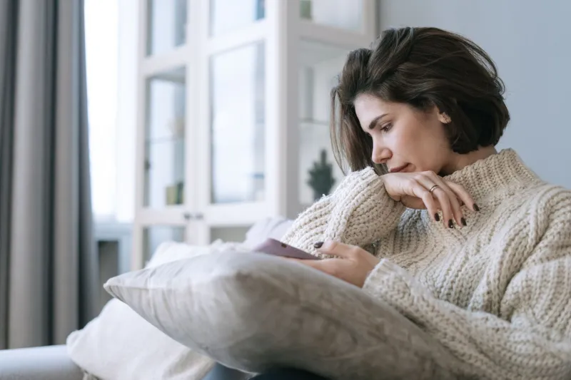 Your Brain Was Built to Compare — Here's How to Stop Letting It Win